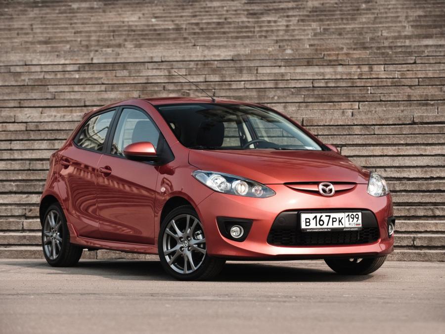  Mazda2 5-Door Flash Edition 2009 года  (фото 4 из 4)